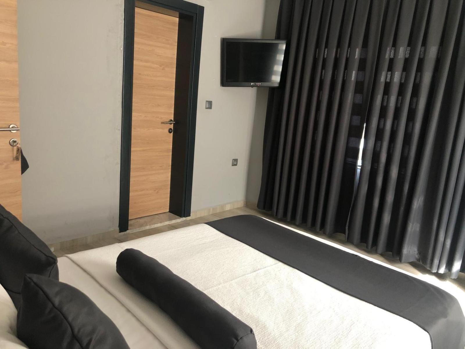 Caliskanlar Otel ชานัคคาเล ภายนอก รูปภาพ